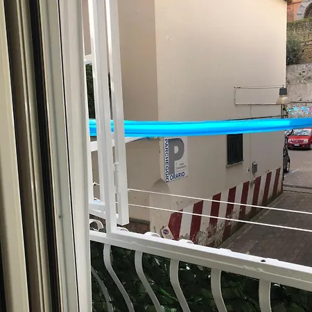 La Casa Di Ludovica * Neapel