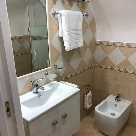 La Casa Di Ludovica * נאפולי